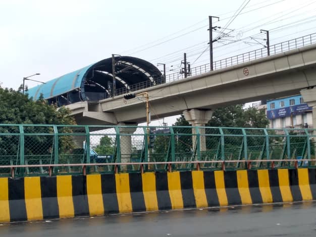 public transport in Sector 17
