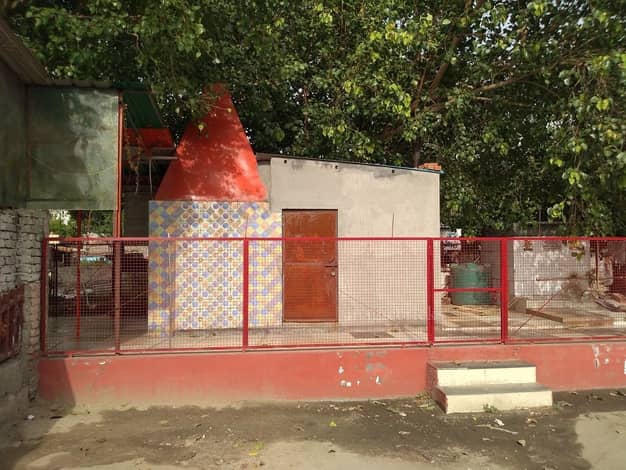 religious places in Sector 104