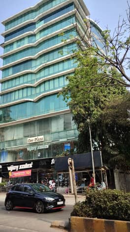 commercial area in Irla Bridge