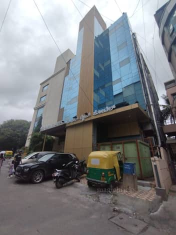 hotels & restaurants in Mahatma Gandhi Road