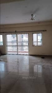 3 BHK flat for rent in Land Craft Golf Links Apartment Ph I in NH 24 Ghaziabad