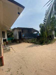 Resale Flat for sale in Kalavoor