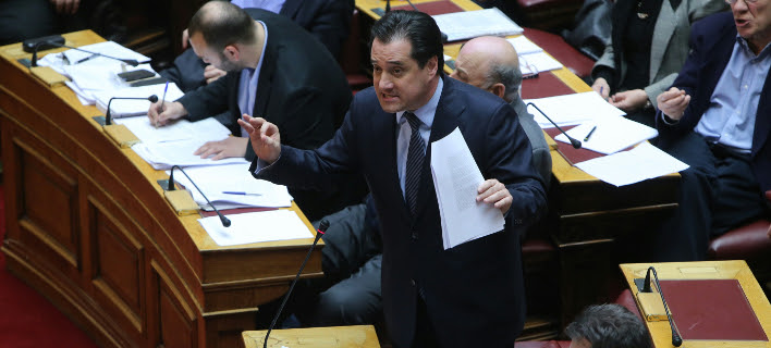 Απολαυστική κόντρα Γεωργιάδη - Βαρουφάκη και Σταθάκη στη Βουλή: Ατάκες και φαρμακερές αιχμές