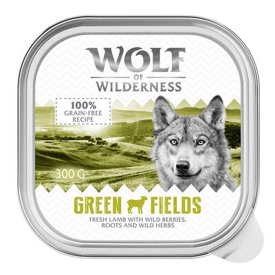 Wolf of Wilderness Green Fields, 300 g. Single Protein. Apto para perros sensibles. 100 % receta sin cereales. 100% grain-free recipe. Fresh lamb with wild berries, roots and wild herbs.