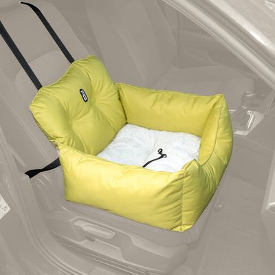 Cama para mascotas para asiento de coche amarilla con acolchado interior blanco suave y fijación de cinturón de seguridad. Adecuada para uso en asientos de coche.