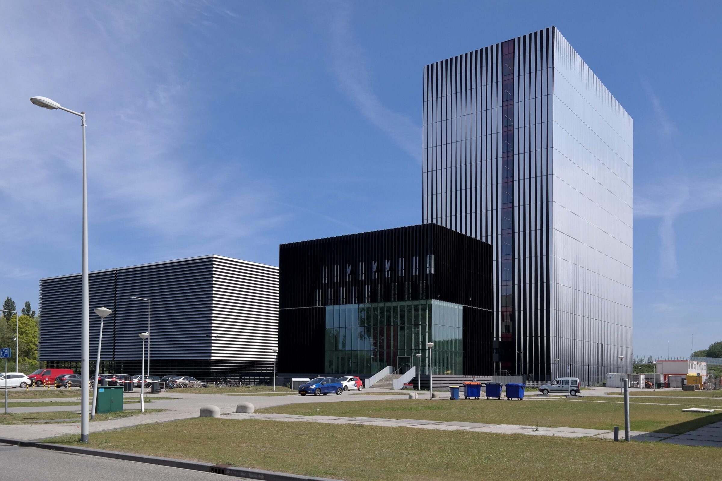 Datacenter Equinix in Amsterdam, completed in 2017. Modern designs are often of a far greater scale