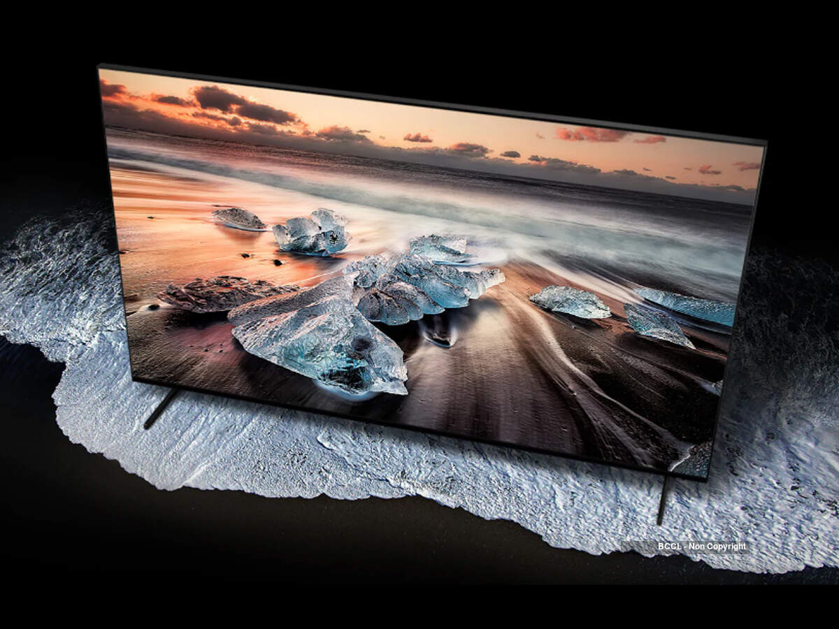 Samsung launches &lsquo;world&rsquo;s first&rsquo; QLED 8K TV