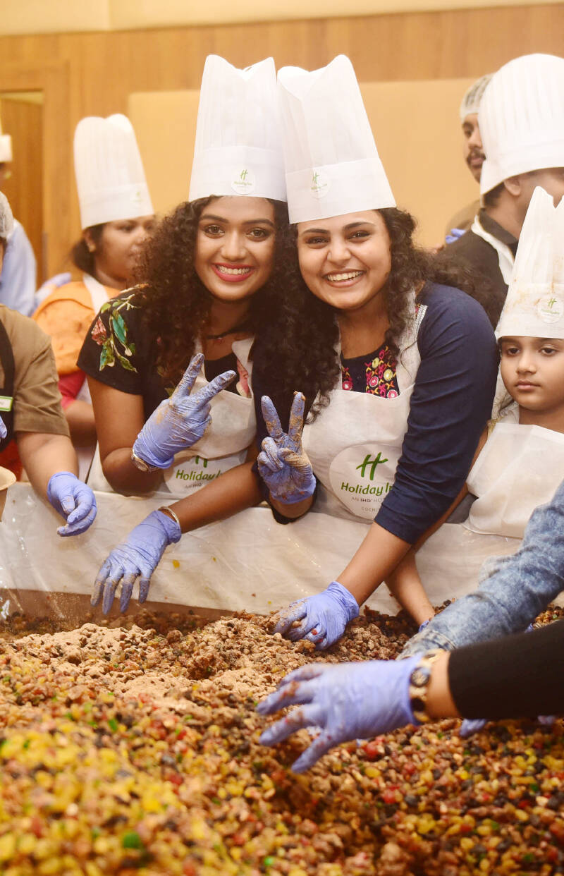 Celebs attend the cake-mixing ceremony