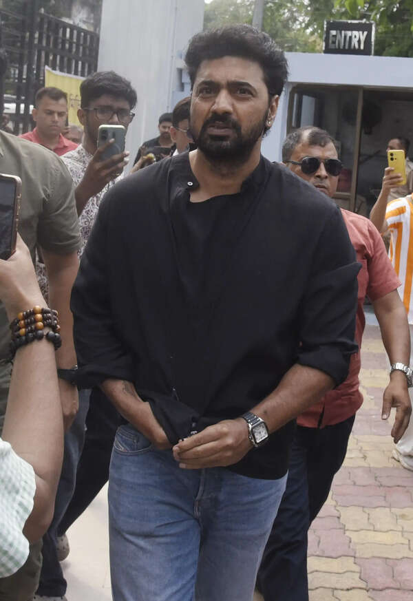 Rahul death: Tollywood strike lifts today post industry meeting