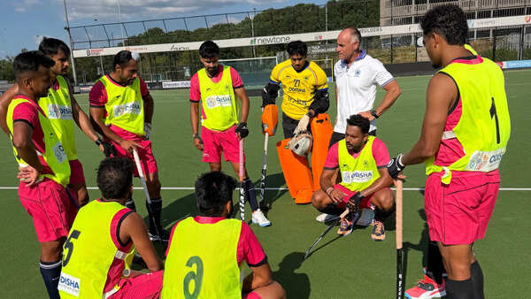 Indian hockey mental conditioning coach Paddy Upton turns to AI to break language barrier