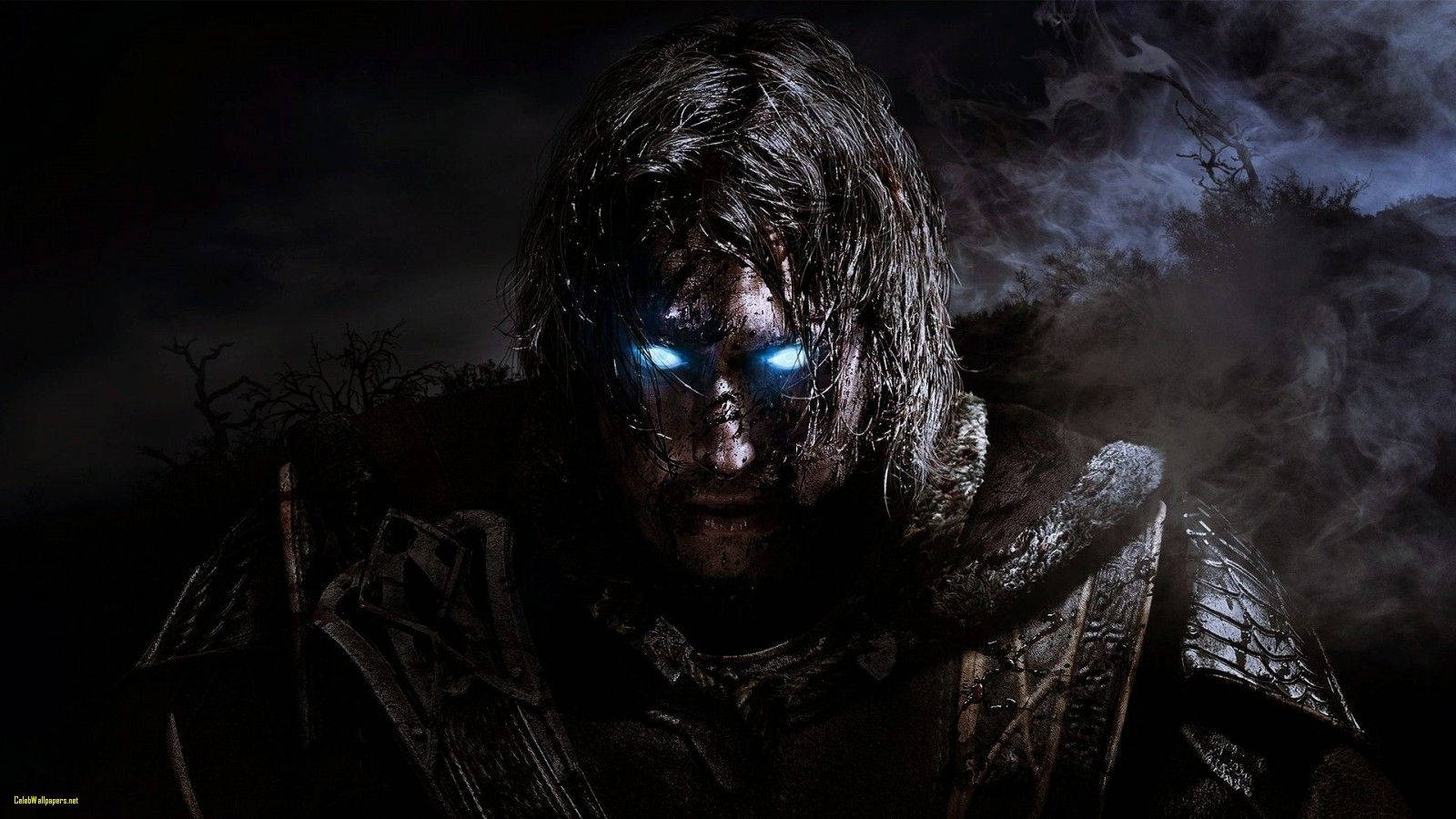 Un guerrero de fantasía oscura con ojos azules brillantes y cabello mojado mira intensamente contra un fondo de noche tormentosa.