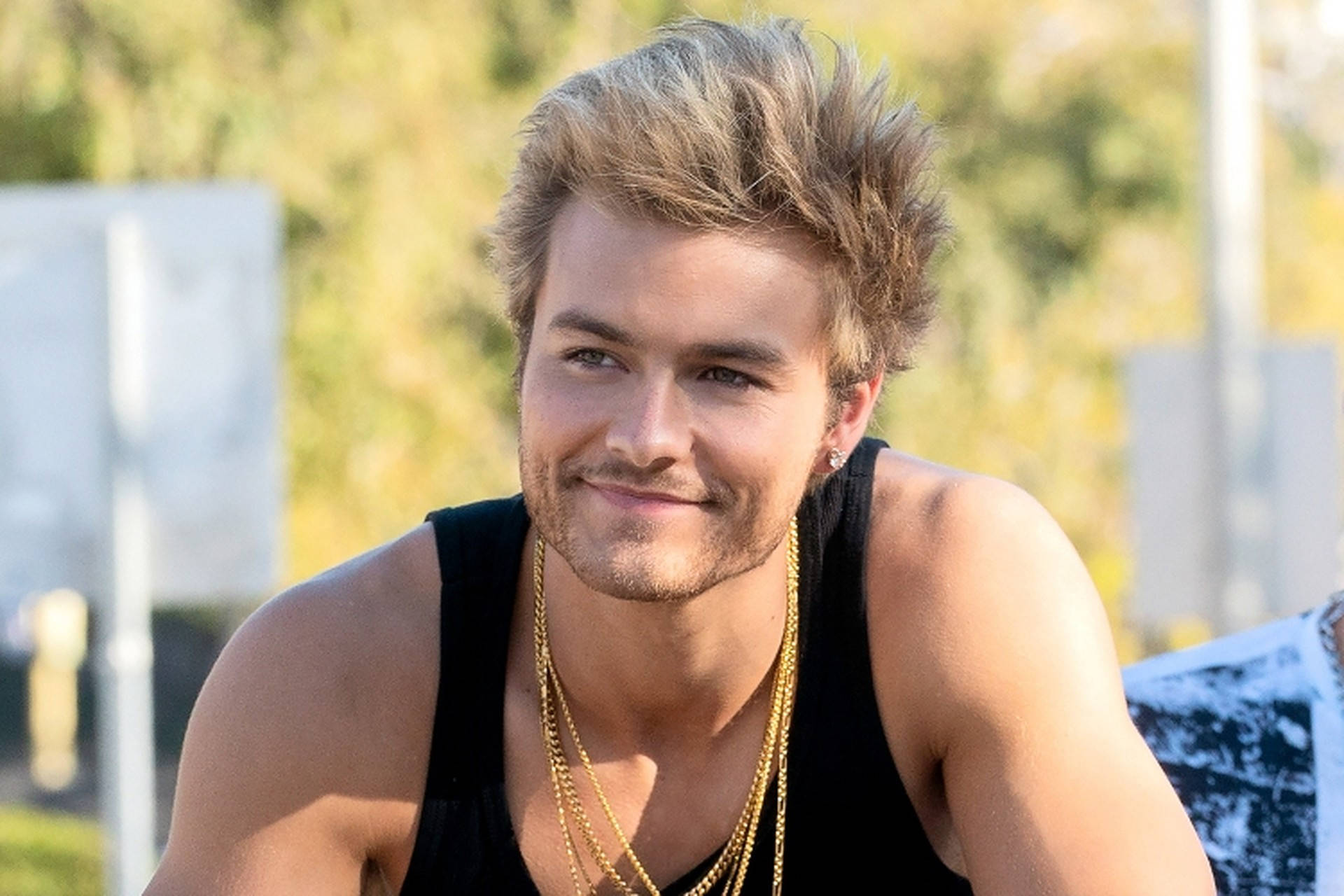 Peytonmeyer Com Cabelo Loiro. Papel de Parede
