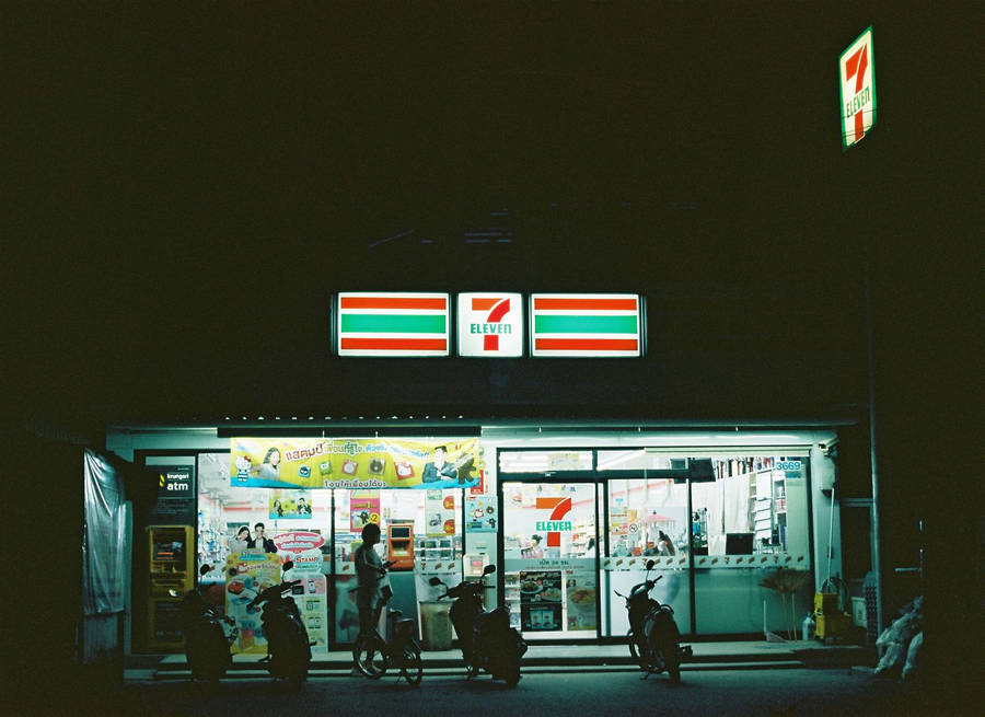 Estetica 7 Eleven Store