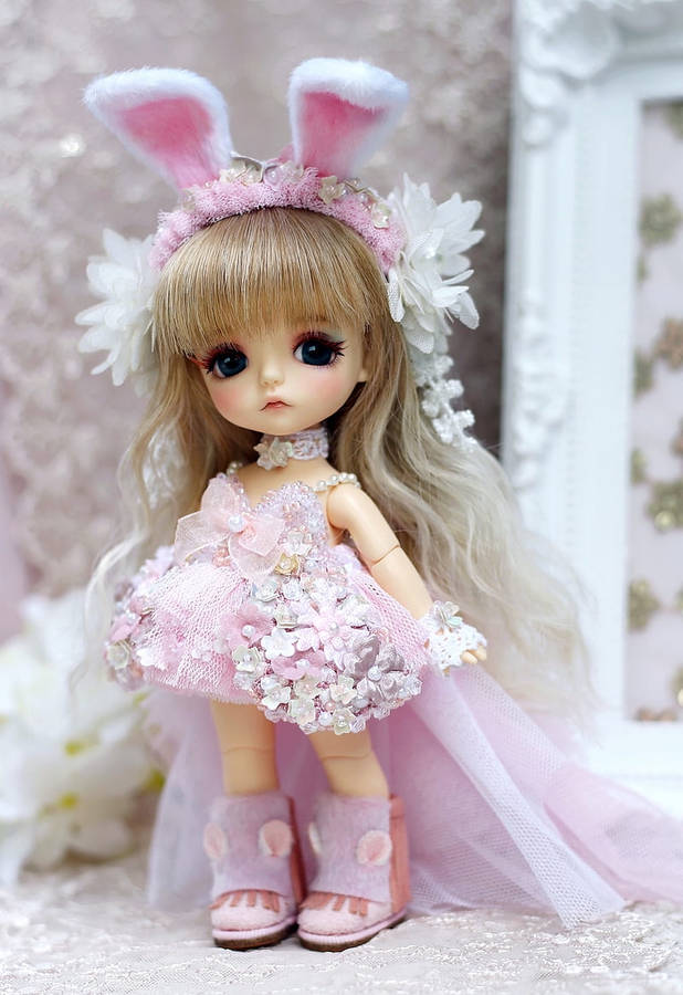 Lindamuñeca con vestido rosa.