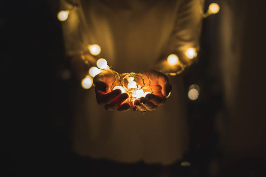 MãoAmarela em HD de Luz