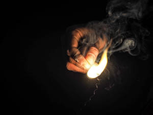 Preview wallpaper fire, hand, match