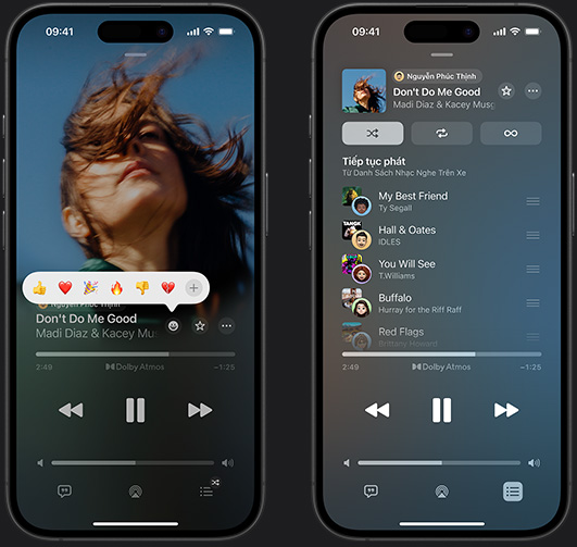 iPhone ở bên trái hiển thị bài hát Don't Do Me Good của Madi Diaz và Kacey Musgraves đang được phát trên màn hình, với tùy chọn biểu cảm bằng biểu tượng cảm xúc hiển thị các lựa chọn ngón tay cái hướng lên, trái tim, ăn mừng, ngón tay cái hướng xuống hoặc thêm một biểu cảm khác, iPhone ở bên phải hiển thị playlist cộng tác có tên là Danh Sách Nhạc Nghe Trên Xe với các bài hát được thêm bởi những người cộng tác khác