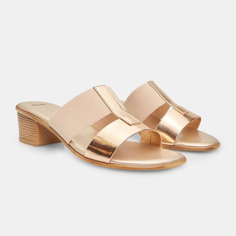 BATA 671835, zlat&aacute;