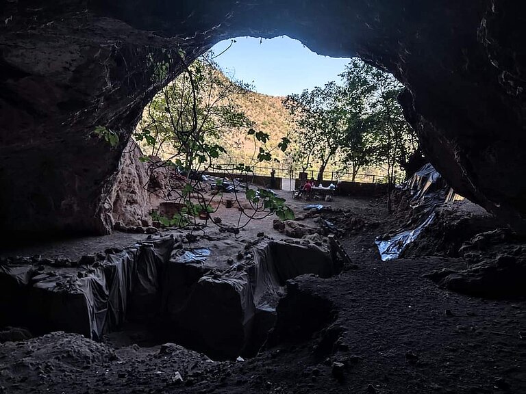 Photo_1-_View_of_the_cave_of_Taforalt_seen_from_inside._Credit_Abdeljalil_Bouzouggar.jpg