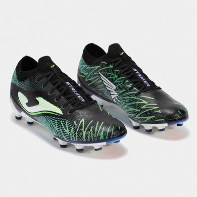 Botas f&uacute;tbol Striker Top 25 terreno firme FG negro verde