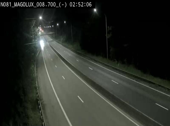 Webcam sur la N81 (E411) à hauteur de la jonction avec la N883. Vue orientée vers Arlon