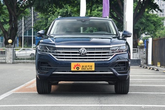 2023款途锐 3.0TSI 锐享��? 经典运动套装