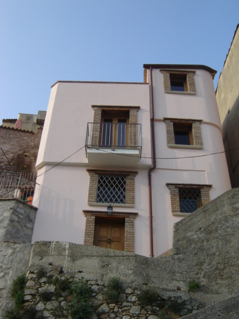 P.Bellavista side view
