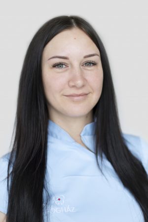 Kanyik Renáta
