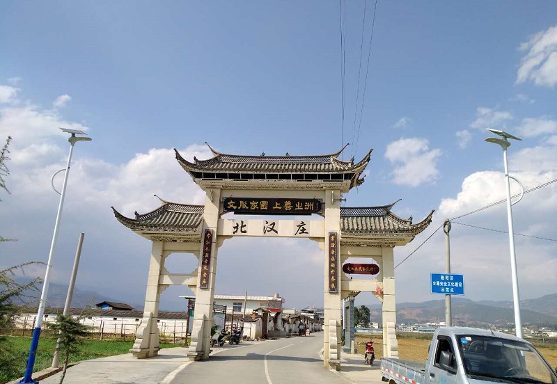 探寻太阳能路灯厂家的创新设计理念