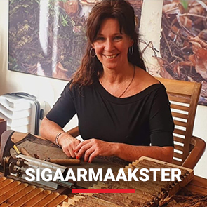 Entertainmens-Sigaarmaakster-inhuren