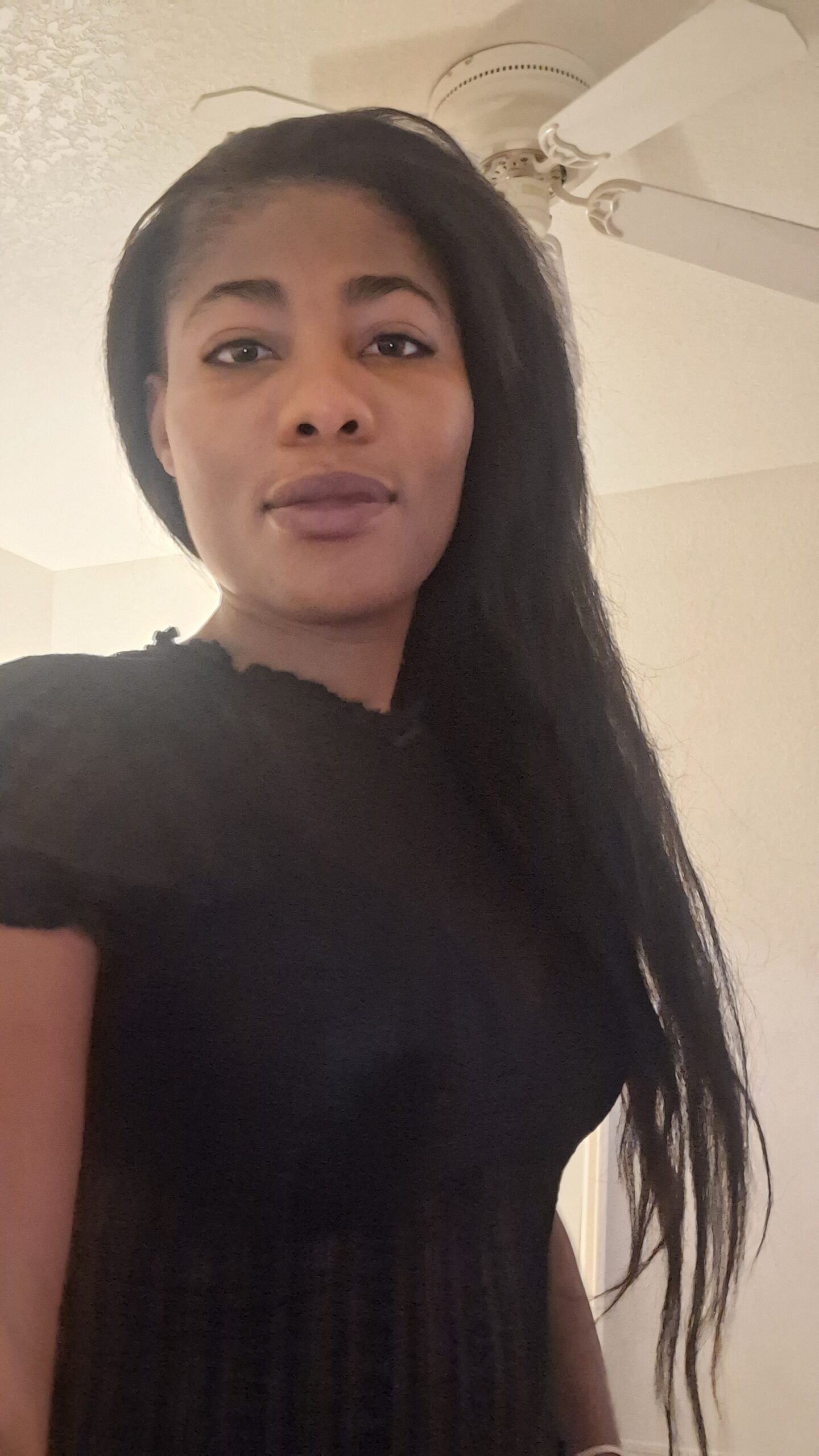 Featured Escort Liah-123