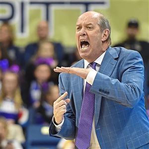 Pitt head coach Kevin Stallings