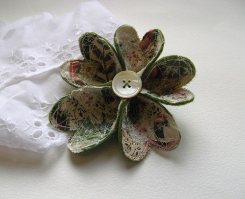 green flower for etsy 043