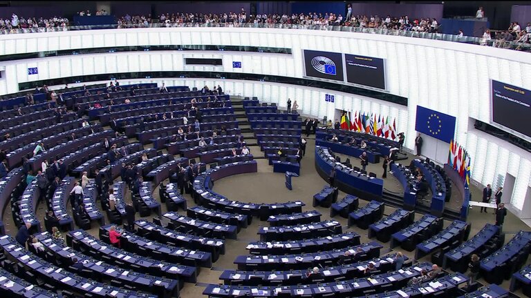 Election of the President of the European Commission: atmosphere in the chamber