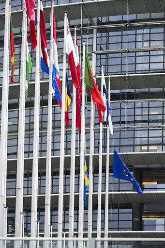 European and Swedish flags at half-mast in front of EP buildings in Brussels and Strasbourg as sign of solidarity for the victims of the attack at the education centre in Örebro, Sweden