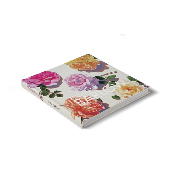 Un livre photo carré à couverture rigide intitulé « Orin Calder Color without Compass » avec un effet de peinture coloré sur la couverture.
