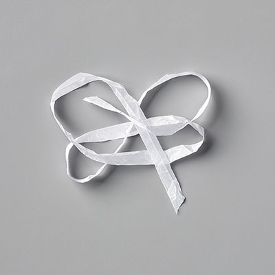 Whisper White 1/4" (6.4 Mm) Crinkled Seam Binding Ribbon Whisper White 1/4" (6.4 Mm) Crinkled Seam Binding Ribbon
