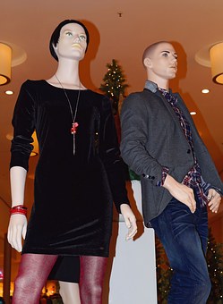 dolls-1077237__340