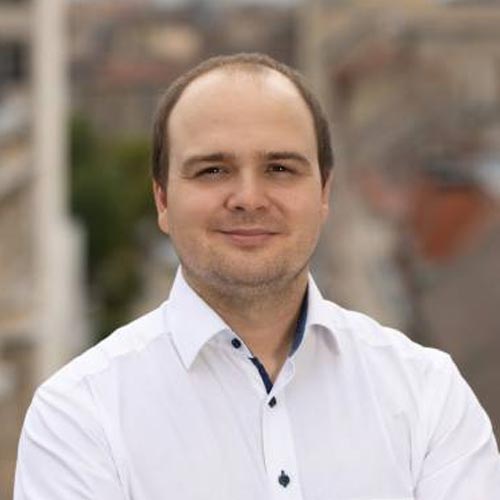 Kováts Dániel | eMag