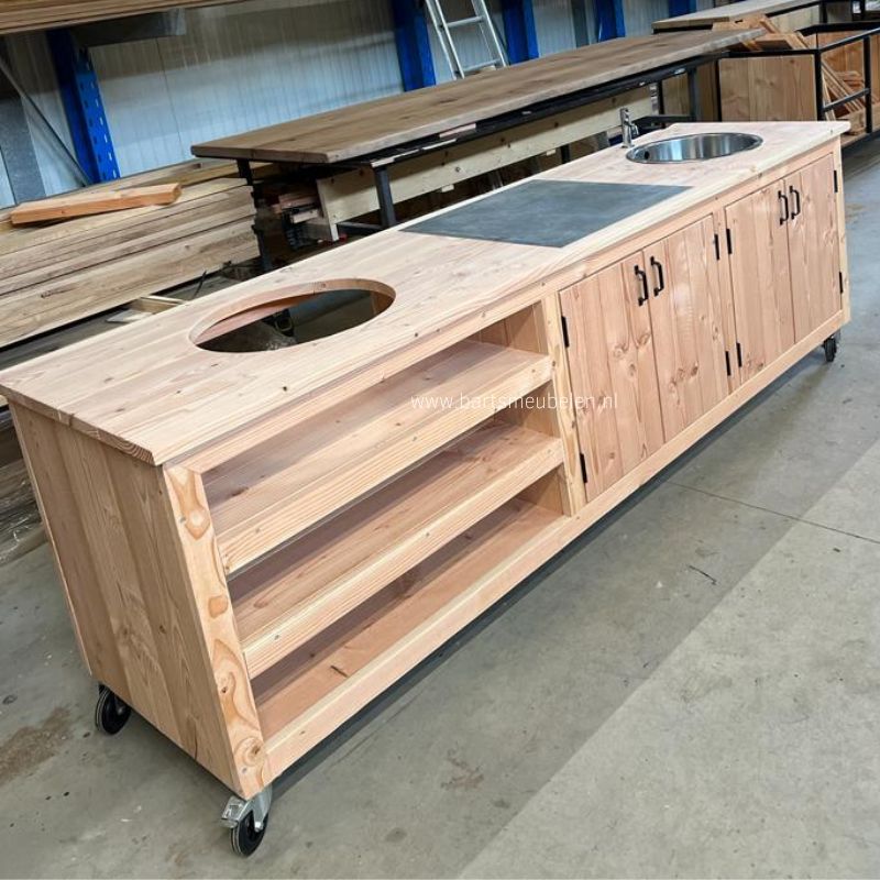 maatwerk douglas buitenkeuken voor compact kamado met tegel en spoelbak kraan maatwerk douglas buitenkeuken voor compact kamado met tegel en spoelbak + kraan