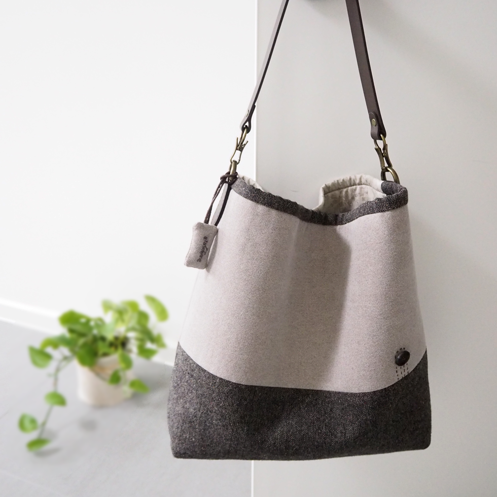 How to Make a Tote Bag. DIY Tutorial & Patern. How to Make a Tote Bag. DIY Tutorial & Patern.