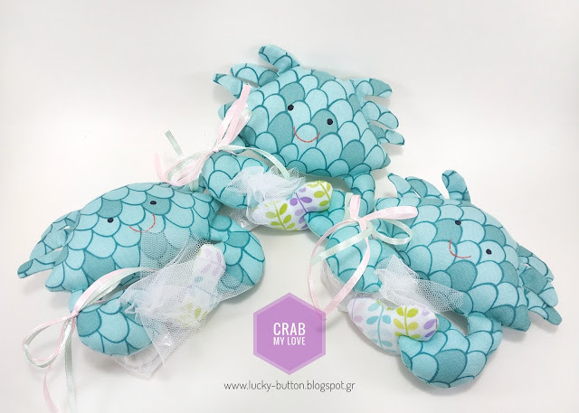 "Crab my love" Υφασμάτινο καβουράκι με καρδούλα στην δαγκάνα μπομπονιέρα βάπτισης "Crab my love" Υφασμάτινο καβουράκι με καρδούλα στην δαγκάνα μπομπονιέρα βάπτισης