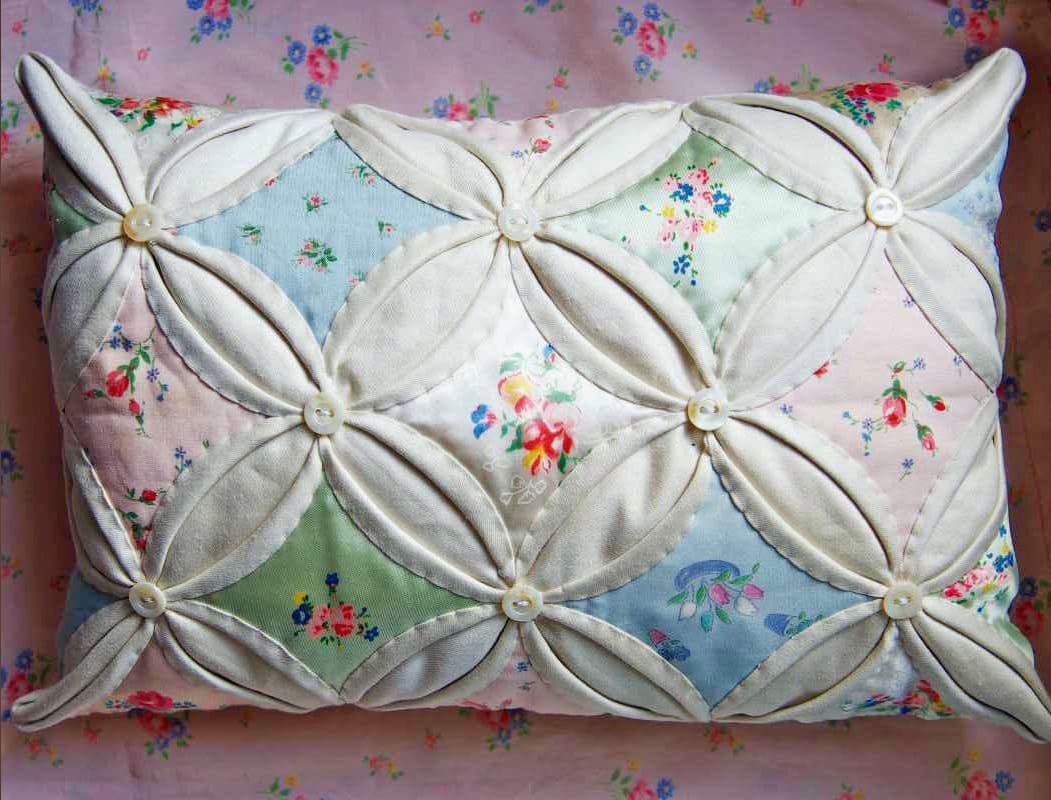 Cathedral Window Cushion Tutorial Cathedral Window Cushion Tutorial
