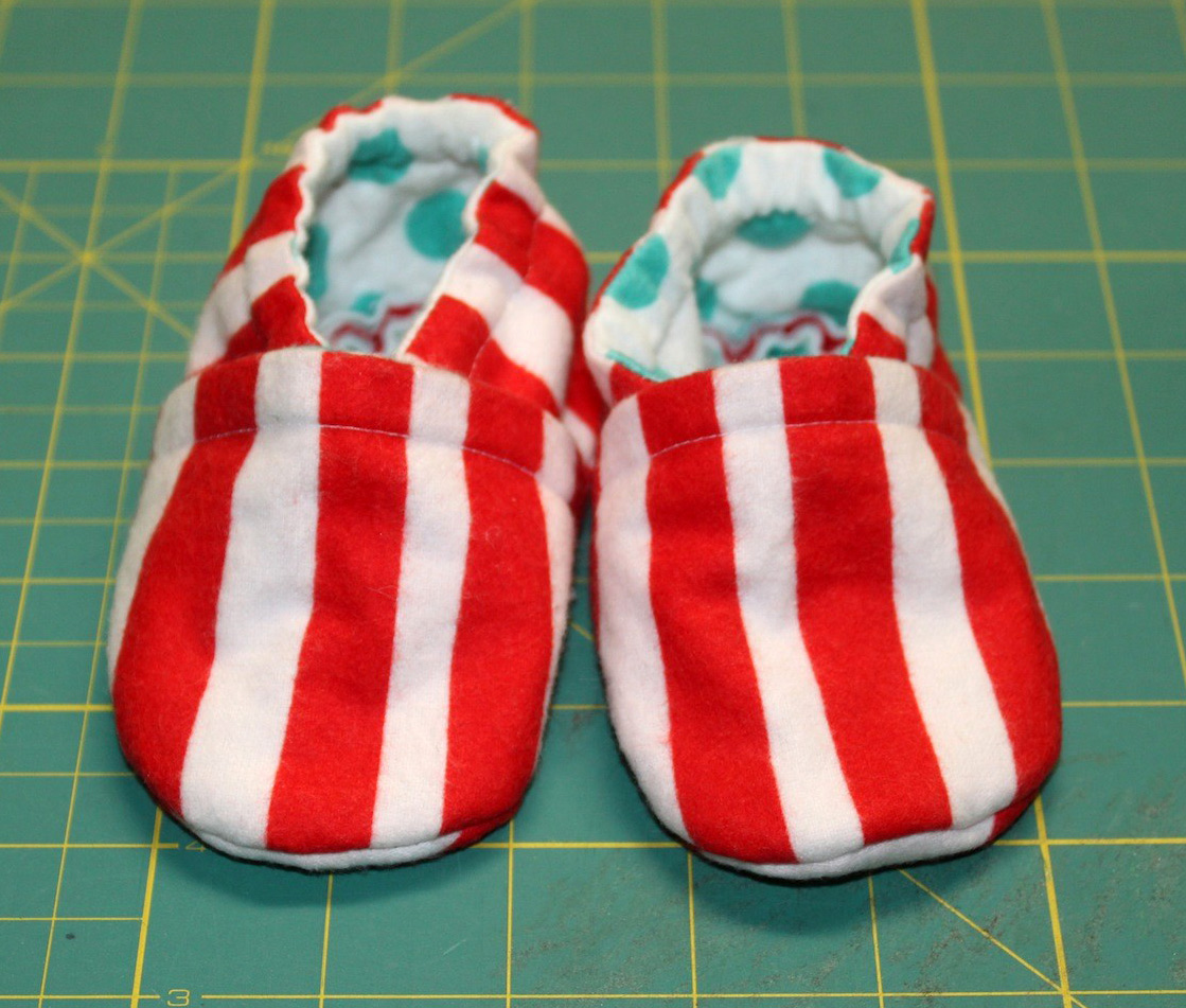Cloth Baby Shoe Tutorial + Pattern Cloth Baby Shoe Tutorial + Pattern
