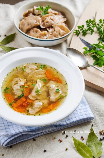 Rosół z pierożkami Rosół z pierożkami