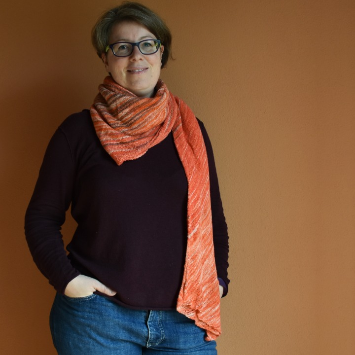 Viajante, oranges, gestricktes Tuch