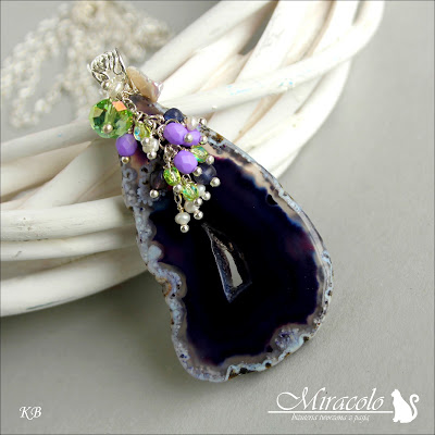 Manitoba - wisior a plastrem agatu Miracolo, agat z druzą, agate druzy, iolit, perły
