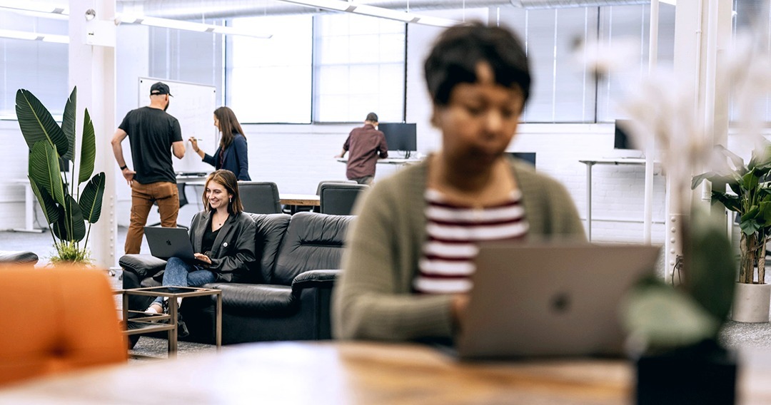 office5250-F_1080 office5250-F_1080