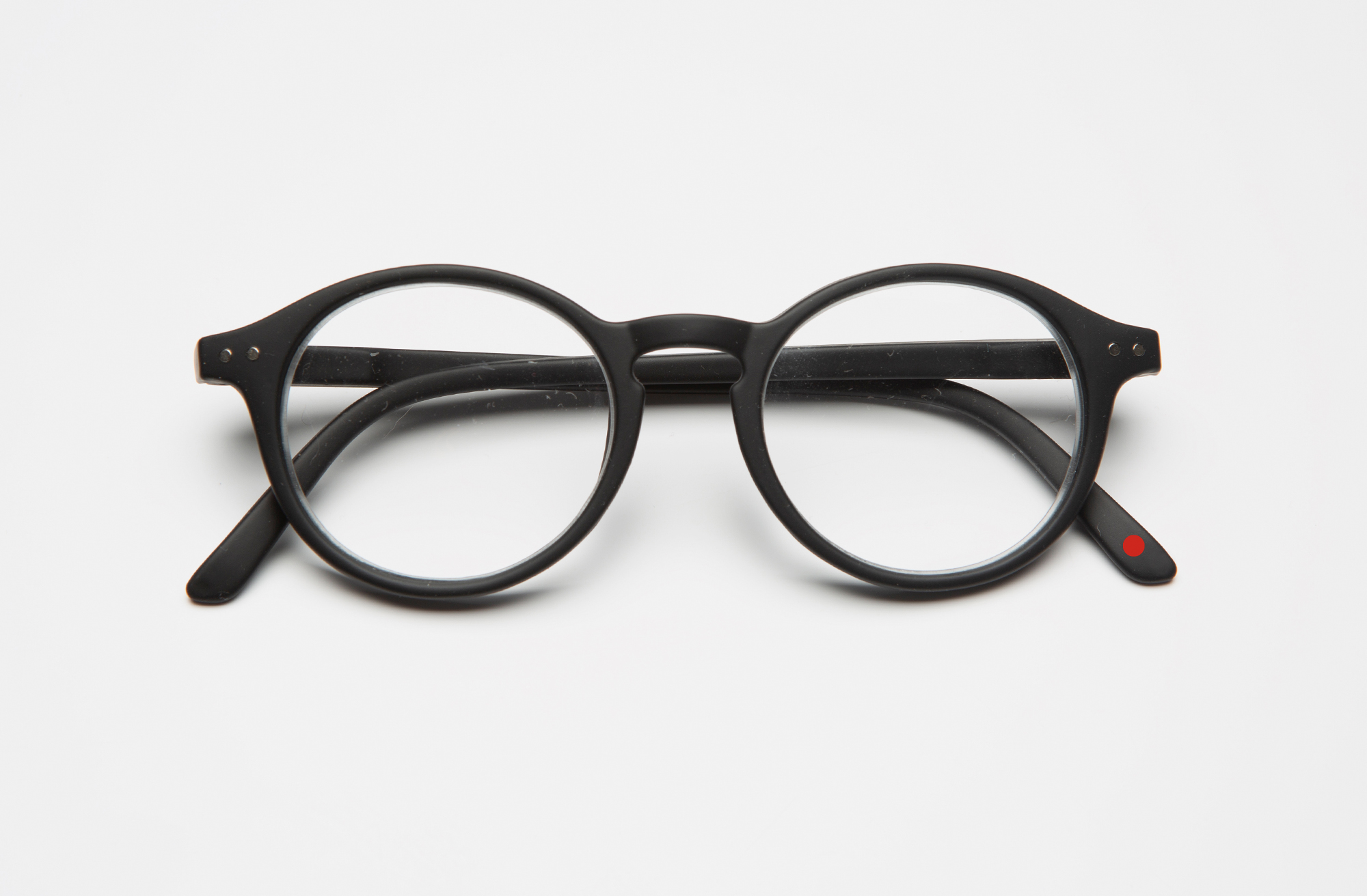 B+D Readers Loop Black Front