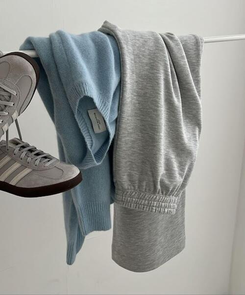 URBAN RESEARCH(アーバンリサーチ)の「『UR TECH』スウェットストレートパンツ(その他パンツ・レディース・グレー/ナチュラル・SMALL/MEDIUM)」の19枚目の写真